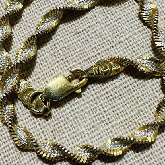 Italian 925 Sterling Silver & Gold-Tone Twisted Rope Chain – 18.5” - Picture 16 of 17